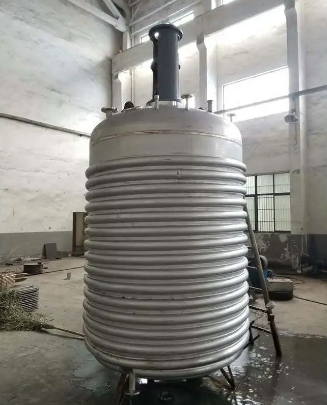 外盘管不锈钢反应釜